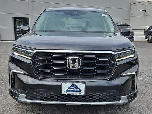 Certified 2024 Honda Pilot EX-L image 2