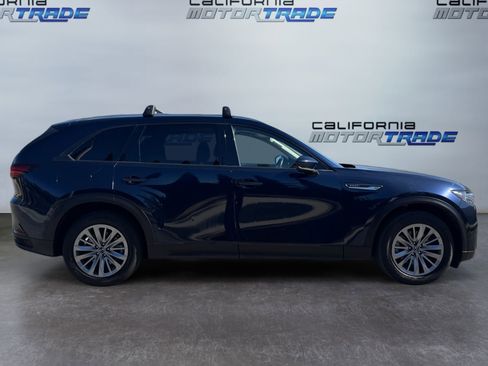 Used 2024 MAZDA CX-90 Plug-In Hybrid w/ Preferred image 4