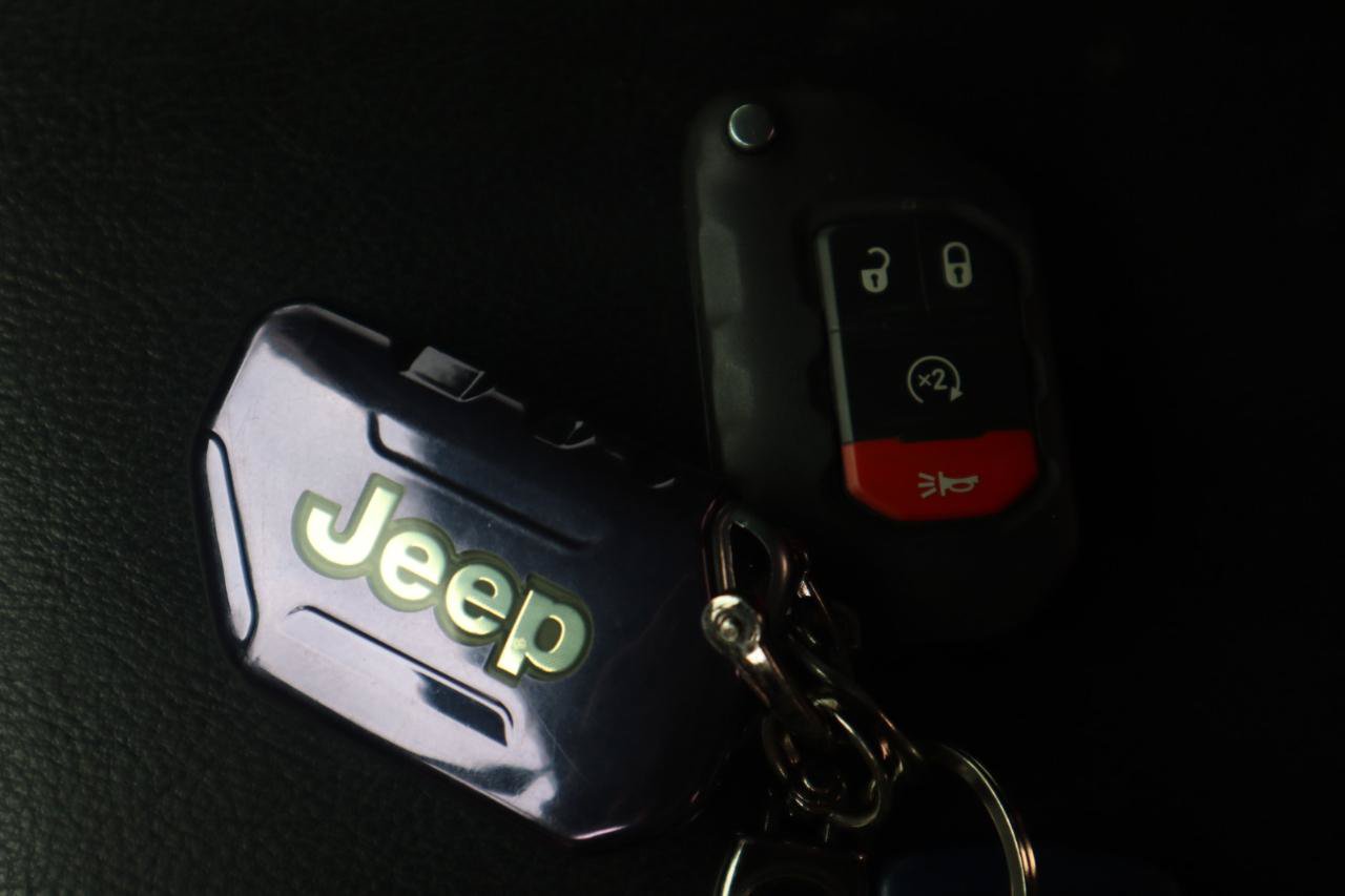 Used 2020 Jeep Wrangler Sport AWD/4WD image 69