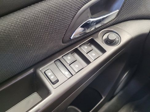 Used 2015 Chevrolet Cruze LT FWD image 27