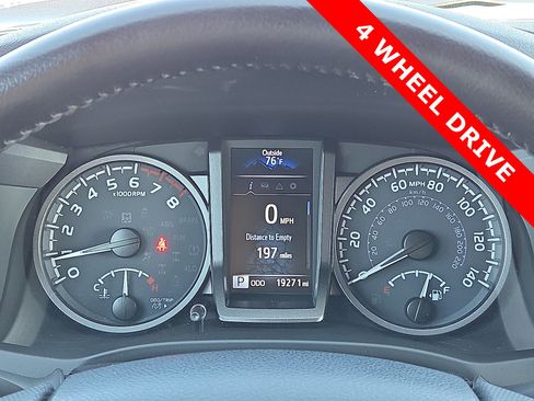 Used 2023 Toyota Tacoma TRD Sport image 23