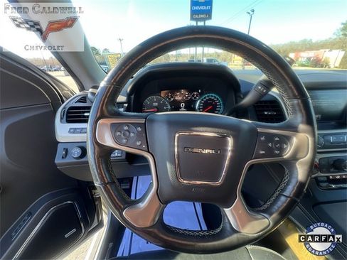 Used 2017 GMC Yukon Denali w/ Open Road Package image 11