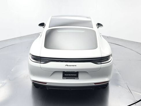 Certified 2023 Porsche Panamera Platinum Edition RWD image 35
