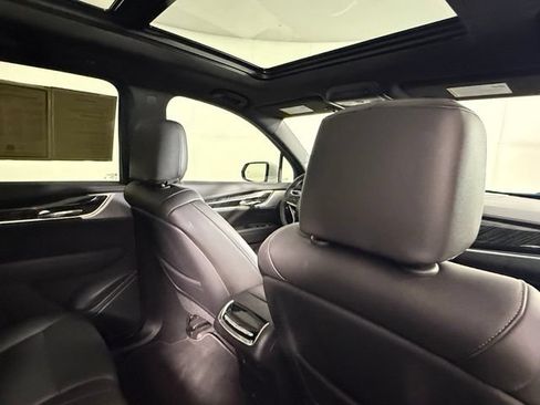 Used 2023 Cadillac XT6 Premium Luxury w/ Technology Package FWD image 33