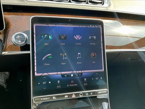 Used 2023 Mercedes-Benz S 500 4MATIC w/ Warmth & Comfort Package image 15