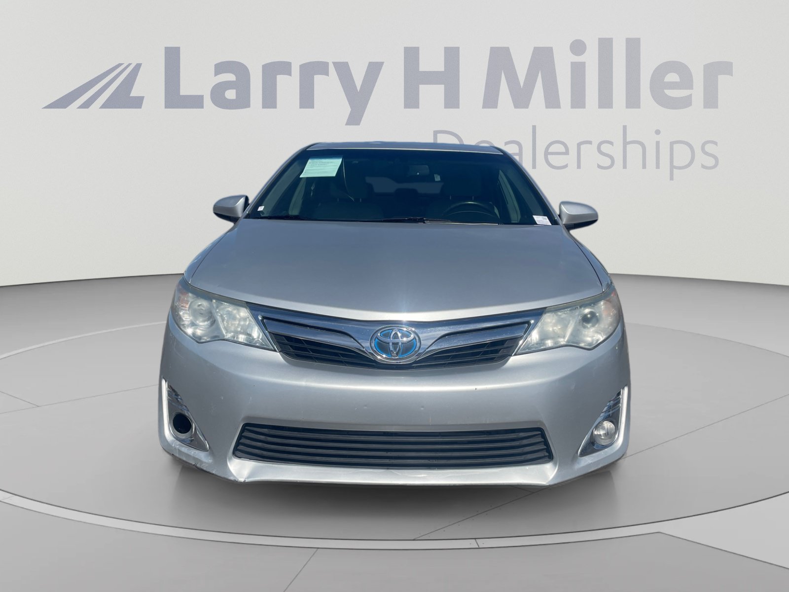 Used 2013 Toyota Camry XLE w/ Convenience Pkg FWD image 8