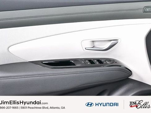 Certified 2025 Hyundai Tucson Limited image 7