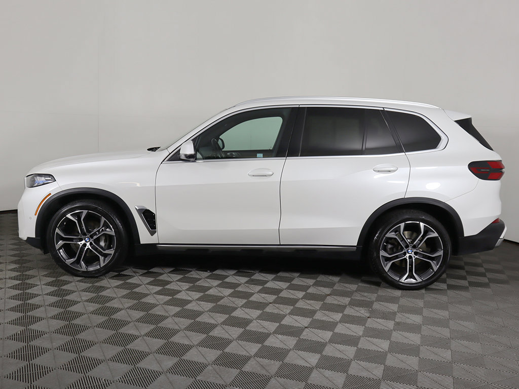 Used 2024 BMW X5 xDrive40i w/ Premium Package AWD/4WD image 17