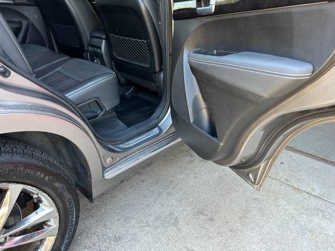 Used 2014 Kia Sorento SX w/ 3rd Row Package AWD/4WD image 22