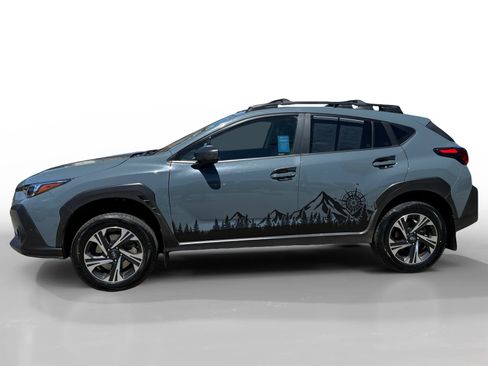 Used 2024 Subaru Crosstrek 2.0i Premium w/ Popular Package #4 AWD/4WD image 2