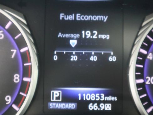 Used 2016 INFINITI Q50 3.0t Premium RWD image 32