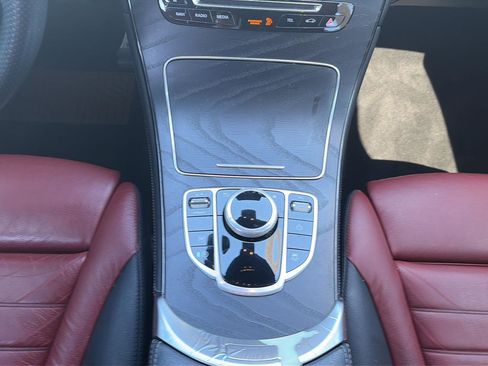 Used 2018 Mercedes-Benz GLC 300 4MATIC Coupe image 15