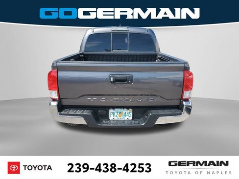 Certified 2017 Toyota Tacoma SR5 image 9