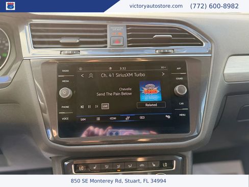 Used 2021 Volkswagen Tiguan SEL FWD image 20
