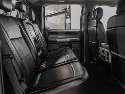 Used 2019 Ford F250 Lariat w/ Lariat Ultimate Package AWD/4WD image 36