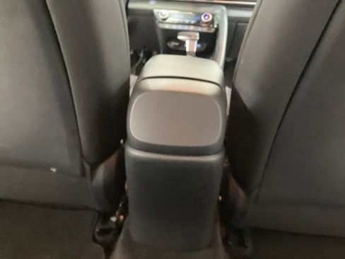 Used 2022 Hyundai Elantra Blue image 24