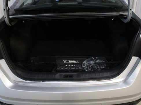 Used 2025 Nissan Altima 2.5 SR FWD image 29