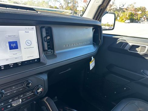 New 2025 Ford Bronco Badlands image 67