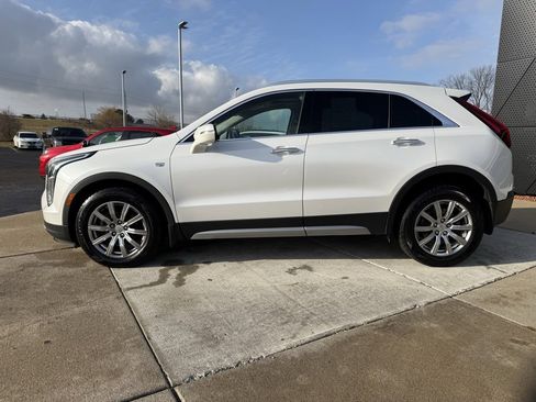 Used 2022 Cadillac XT4 Premium Luxury image 18