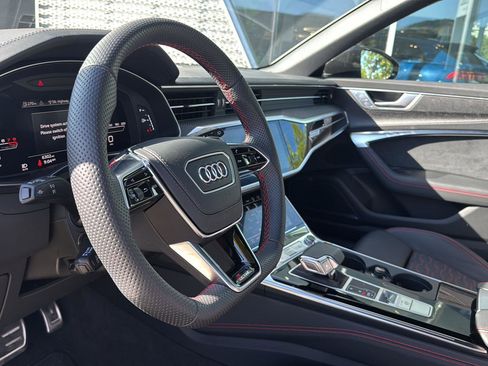 Used 2025 Audi RS 6 performance image 15