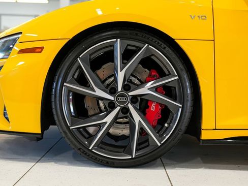 Used 2023 Audi R8 V10 performance RWD image 4