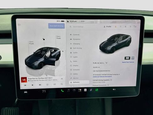 Used 2023 Tesla Model Y Long Range AWD/4WD image 18