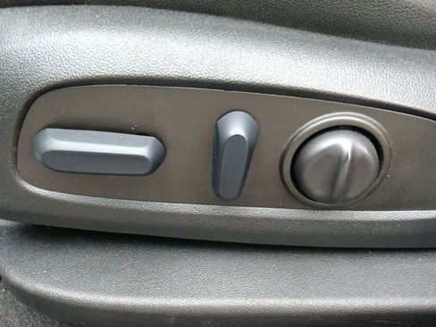 Used 2023 Chevrolet Blazer RS image 17