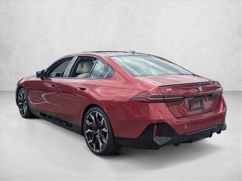 Used 2025 BMW i5 M60 w/ Executive Package image 7