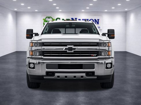 Used 2019 Chevrolet Silverado 2500 LT w/ LT Convenience Package AWD/4WD image 2