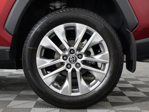 Used 2025 Toyota RAV4 Limited image 16