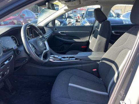 Certified 2023 Hyundai Sonata SEL w/ Convenience Package image 16