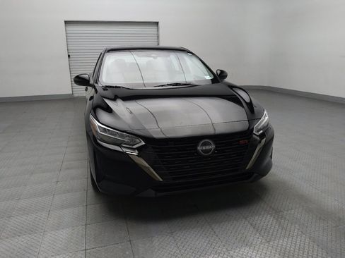 Used 2025 Nissan Sentra SR FWD image 14