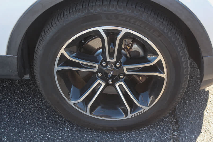 Used 2014 Ford Explorer Sport w/ Equipment Group 401A AWD/4WD image 12