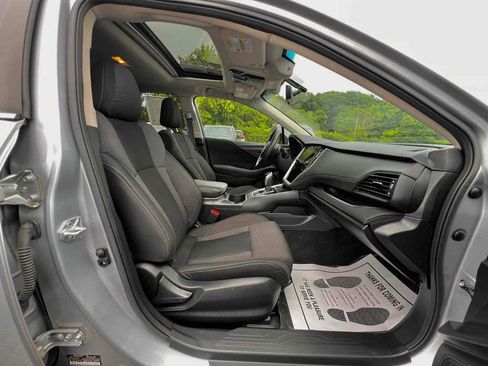 Used 2022 Subaru Outback Premium image 14