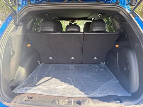 New 2025 Jeep Compass Latitude w/ Sun & Sound Group AWD/4WD image 30