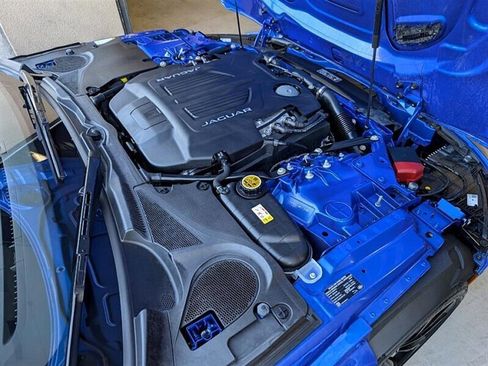 Used 2021 Jaguar F-TYPE R image 18