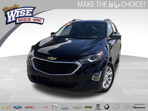 Used 2021 Chevrolet Equinox LS w/ LS Convenience Package FWD image 1