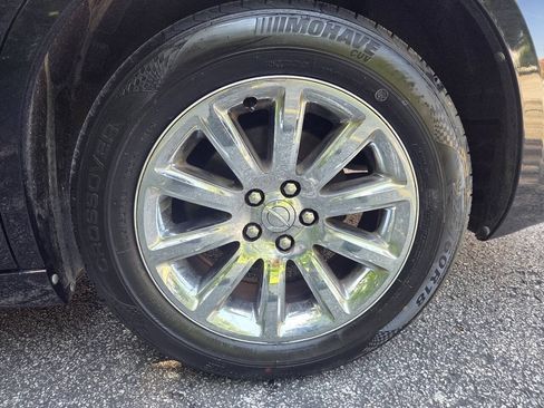 Used 2012 Chrysler 300 Limited RWD image 18