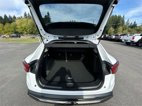 New 2026 Chevrolet Trax ACTIV w/ Sunroof Package image 25