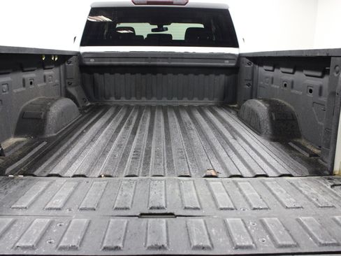 Used 2021 GMC Sierra 2500 SLE w/ X31 Off-Road Package AWD/4WD image 13