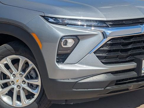 New 2026 Chevrolet TrailBlazer LS image 3