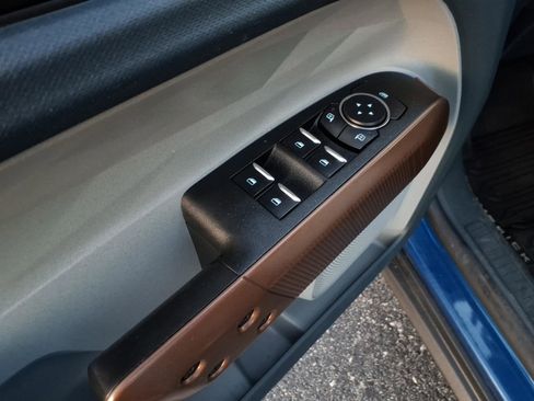 Used 2024 Ford Maverick Lariat image 13