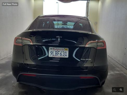 Used 2024 Tesla Model Y Long Range image 3