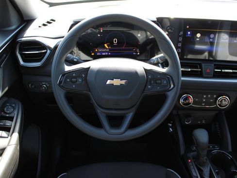 New 2026 Chevrolet TrailBlazer LS w/ LS Convenience Package AWD/4WD image 14