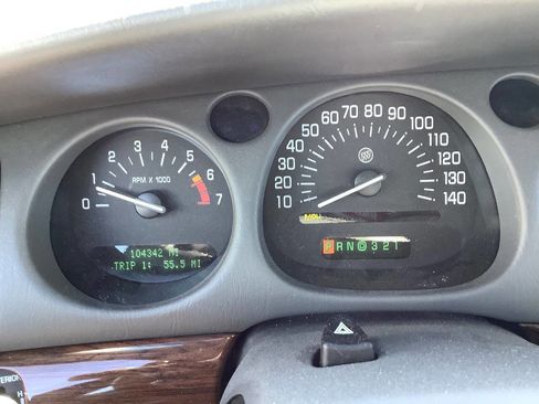 Used 2005 Buick Le Sabre Custom FWD image 32