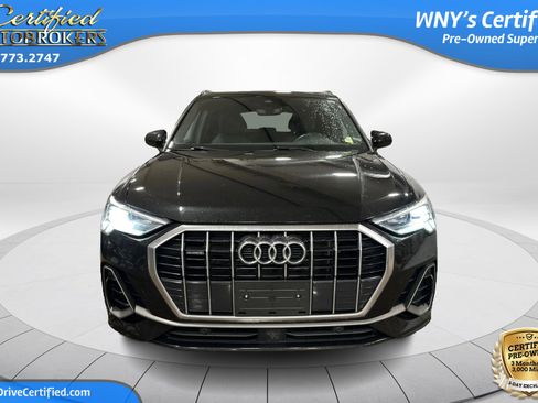 Used 2025 Audi Q3 2.0T Premium image 2