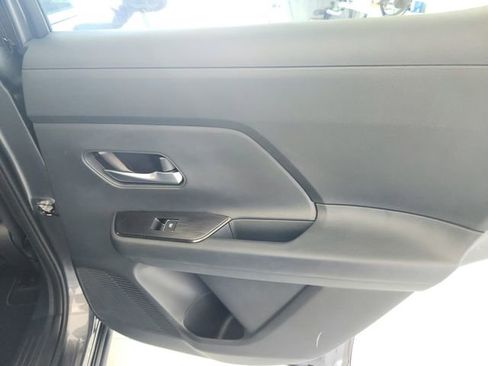 New 2026 Nissan Kicks SR image 37