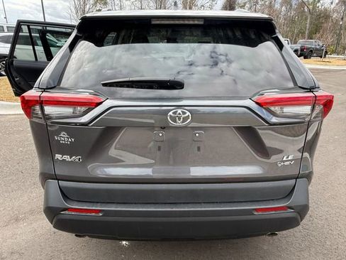 Used 2025 Toyota RAV4 LE image 9