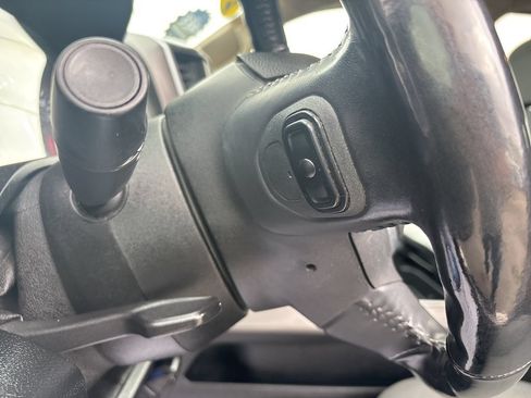 Used 2020 RAM 1500 Big Horn RWD image 22