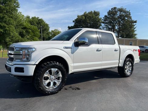 Used 2018 Ford F150 Platinum w/ Equipment Group 701A Luxury AWD/4WD image 3